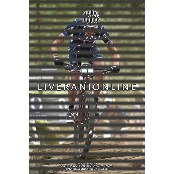 ¬© TVRG Jordan Sarrou (Francia) specialita\' Cross Country - gara maschile elite UCI MTB World Championships 2021 Campionati del Mondo di Mountain Bike 25-29 agosto 2021 Val di Sole Daolasa di Commezzadura (TN) Centro sportivo BikeLand 28 agosto 2021 foto Roberto Garavaglia/ag. Aldo Liverani sas/AGENZIA ALDO LIVERANI SAS