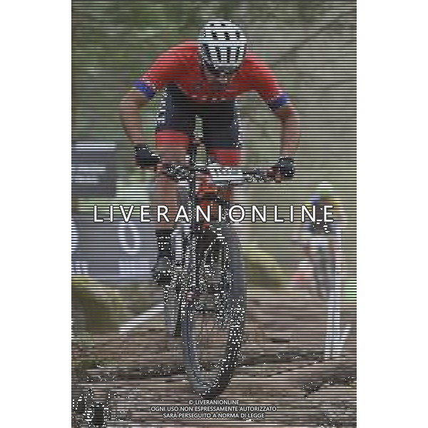 ¬© TVRG Franco Nicolas Adaos Alvarez (Cile) specialita\' Cross Country - gara maschile elite UCI MTB World Championships 2021 Campionati del Mondo di Mountain Bike 25-29 agosto 2021 Val di Sole Daolasa di Commezzadura (TN) Centro sportivo BikeLand 28 agosto 2021 foto Roberto Garavaglia/ag. Aldo Liverani sas/AGENZIA ALDO LIVERANI SAS