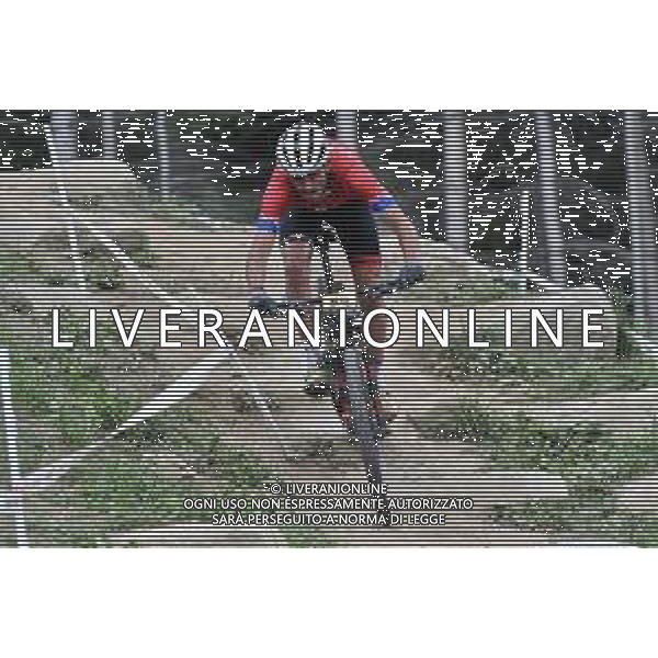© TVRG Tomas Caulier Marinovic (Cile) specialita\' Cross Country - gara maschile under 23 UCI MTB World Championships 2021 Campionati del Mondo di Mountain Bike 25-29 agosto 2021 Val di Sole Daolasa di Commezzadura (TN) Centro sportivo BikeLand 28 agosto 2021 foto Roberto Garavaglia/ag. Aldo Liverani sas/AGENZIA ALDO LIVERANI SAS