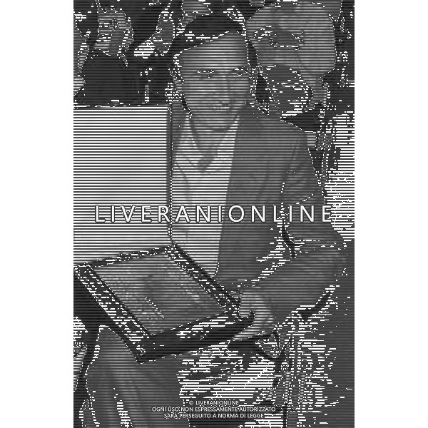 22° PREMIO REGIA TELEVISIVA - OSCAR TV 1982 GIARDINI NAXOS - RETROSPETTIVA NELLA FOTO Pippo Baudo ©Archivio Giovanni Liverani / AGENZIA ALDO LIVERANI SAS
