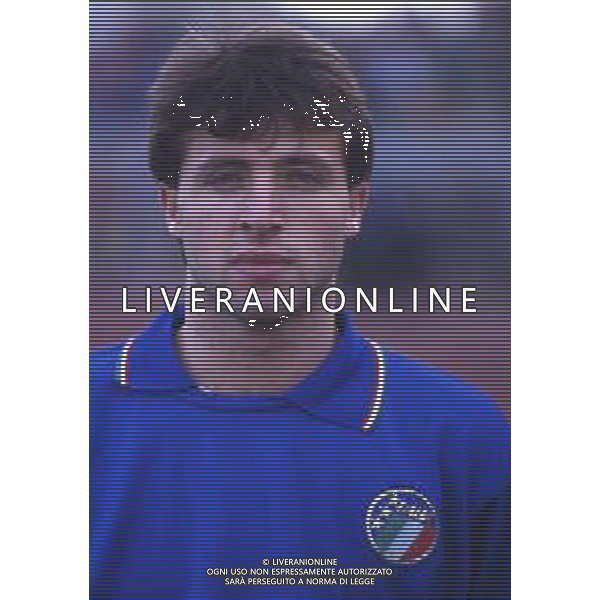 RETROSPETTIVA MASSIMO CIOCCI CALCIATORE NELLA FOTO MASSIMO CIOCCI CON LA MAGLIA DELLA NAZIONALE ITALIANA AG ALDO LIVERANI SAS