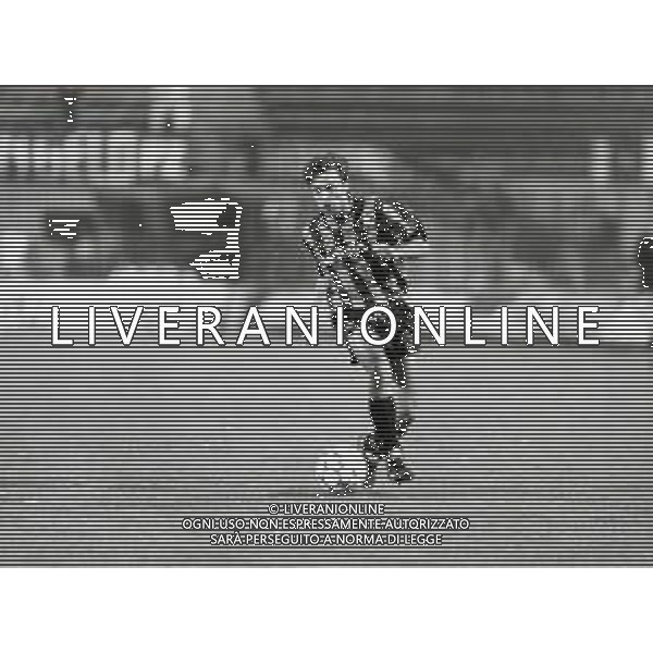 RETROSPETTIVA MASSIMO CIOCCI CALCIATORE NELLA FOTO MASSIMO CIOCCI CON LA MAGLIA DELL\' INTER AG ALDO LIVERANI SAS
