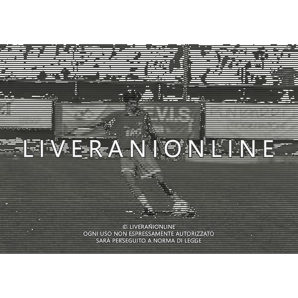 RETROSPETTIVA MAURO BERTARELLI CALCIATORE NELLA FOTO MAURO BERTARELLI CONLA MAGLIA DELLA SAMPDORIA CALCIO ANNO 1994-1995 AG ALDO LIVERANI SAS 
