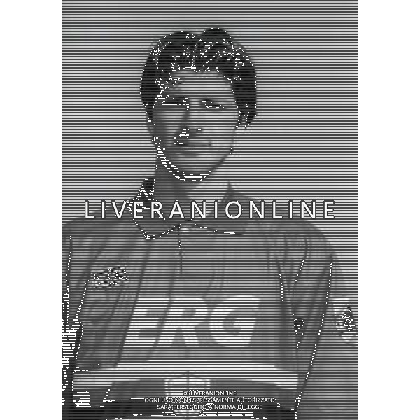 RETROSPETTIVA MAURO BERTARELLI CALCIATORE NELLA FOTO MAURO BERTARELLI CONLA MAGLIA DELLA SAMPDORIA CALCIO ANNO 1993-1994 AG ALDO LIVERANI SAS 