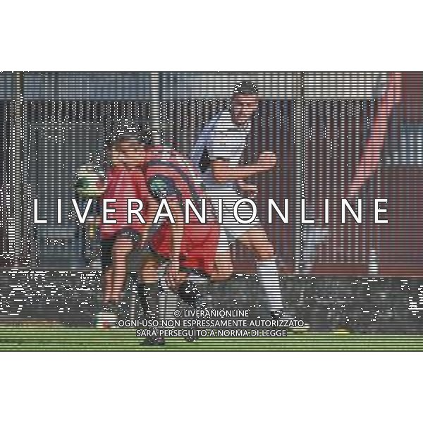 FagioliniF/LMedia - Lucchese vs Cesena - Campionato di Calcio Serie C - Lega Pro 2021/2022 05 settembre 2021 - Stadio Porta Elisa, Lucca, Italia Nella foto: Giacomo Zecca (Cesena) supera Federico Papini (Lucchese) @FagioliniF/LMedia/AGENZIA ALDO LIVERANI SAS
