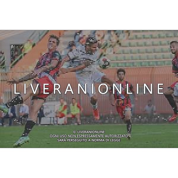 FagioliniF/LMedia - Lucchese vs Cesena - Campionato di Calcio Serie C - Lega Pro 2021/2022 05 settembre 2021 - Stadio Porta Elisa, Lucca, Italia Nella foto: Andrea Ciofi (Cesena) contrasta Mauro Semprini (Lucchese) @FagioliniF/LMedia/AGENZIA ALDO LIVERANI SAS