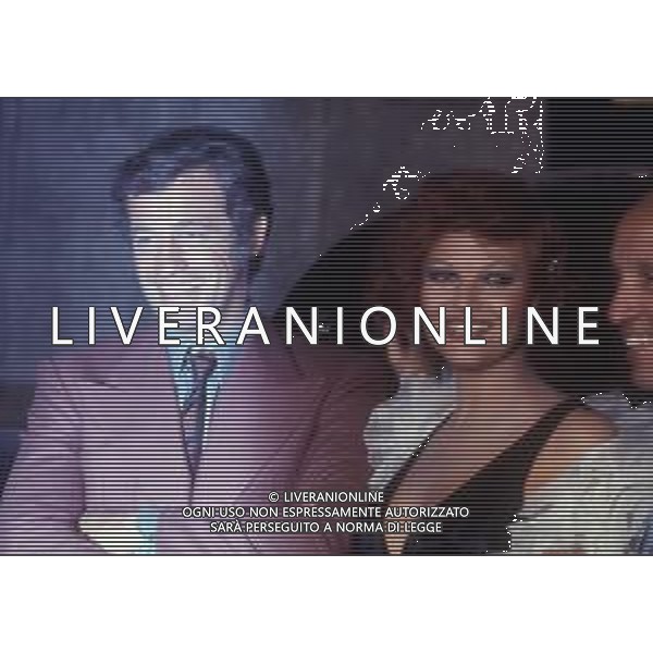 RETROSPETTIVA JEAN PAUL BELMONDO ATTORE FRANCESE CON CLAUDIA CARDINALE A CANNES NELL\'ANNO 1972 ©Archivio Giovanni Liverani/AGENZIA ALDO LIVERANI SAS