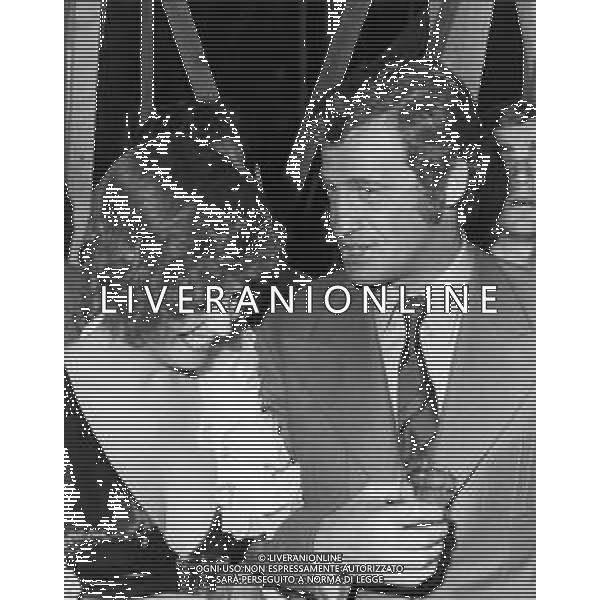 RETROSPETTIVA JEAN PAUL BELMONDO ATTORE FRANCESE CON CLAUDIA CARDINALE A CANNES NELL\'ANNO 1972 ©Archivio Giovanni Liverani/AGENZIA ALDO LIVERANI SAS