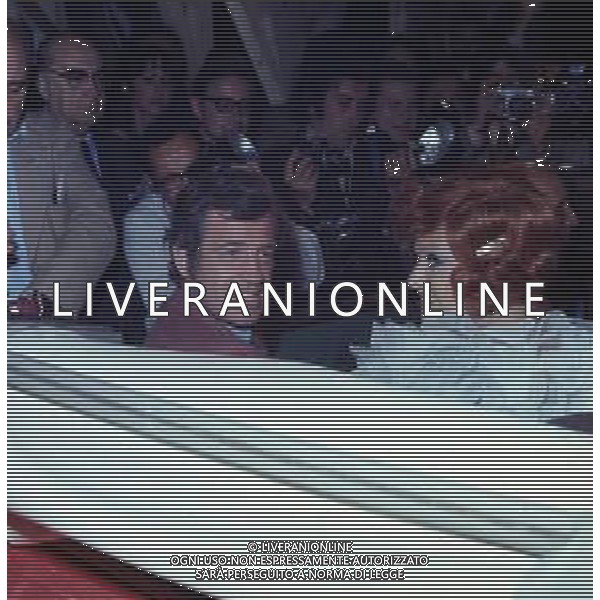 RETROSPETTIVA JEAN PAUL BELMONDO ATTORE FRANCESE CON CLAUDIA CARDINALE A CANNES NELL\'ANNO 1972 ©Archivio Giovanni Liverani/AGENZIA ALDO LIVERANI SAS