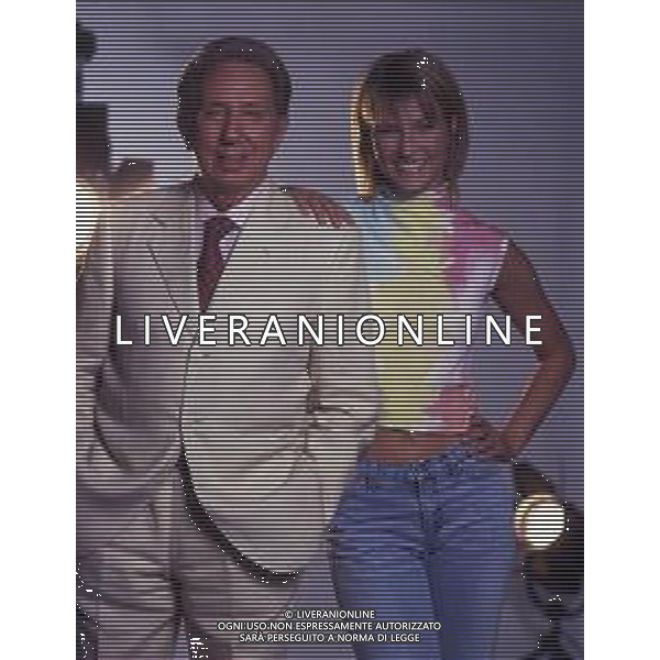 RETROSPETTIVA MIKE BONGIORNO PRESENTATORE TELEVISIVO NELLA FOTO MIKE BONGIORNO CON HELEN HIDDING AG ALDO LIVERANI SAS