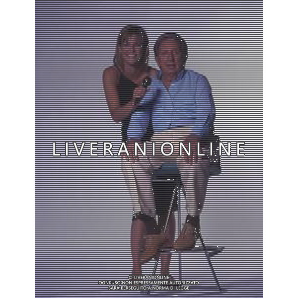 RETROSPETTIVA MIKE BONGIORNO PRESENTATORE TELEVISIVO NELLA FOTO MIKE BONGIORNO CON HELEN HIDDING AG ALDO LIVERANI SAS