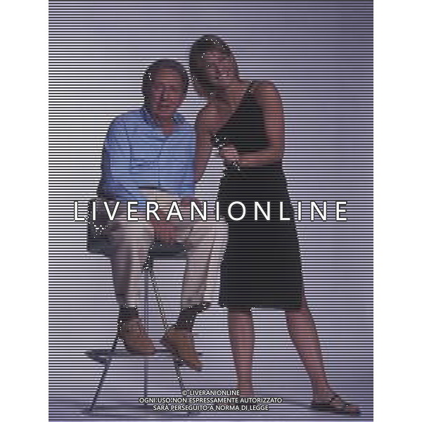 RETROSPETTIVA MIKE BONGIORNO PRESENTATORE TELEVISIVO NELLA FOTO MIKE BONGIORNO CON HELEN HIDDING AG ALDO LIVERANI SAS