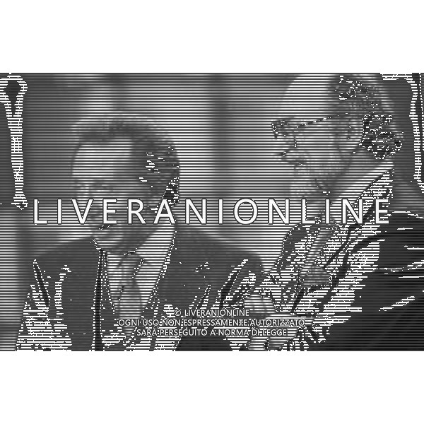 IL BARITONO RENATO BRUSON OSPITE A \'PENTATLON\' CONDOTTO DA MIKE BONGIORNO MILANO NEL 1987 - RETROSPETTIVA ©Archivio Giovanni Liverani/AGENZIA ALDO LIVERANI SAS