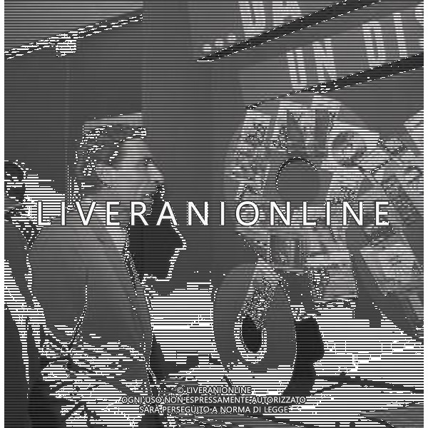 RETROSPETTIVA UBALDO LAY ATTORE NELLA FOTO UBALDO LAY A MILANO NELL\'ANNO 1966 AG ALDO LIVERANI SAS 