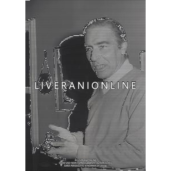 RETROSPETTIVA UBALDO LAY ATTORE NELLA FOTO UBALDO LAY A MILANO NELLO STUDIO CON TOM PONZI NELL\'ANNO 1971 AG ALDO LIVERANI SAS