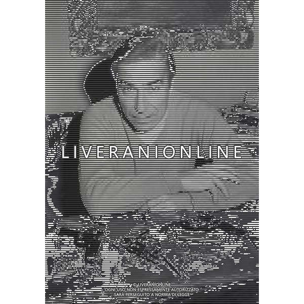 RETROSPETTIVA UBALDO LAY ATTORE NELLA FOTO UBALDO LAY A MILANO NELLO STUDIO CON TOM PONZI NELL\'ANNO 1971 AG ALDO LIVERANI SAS