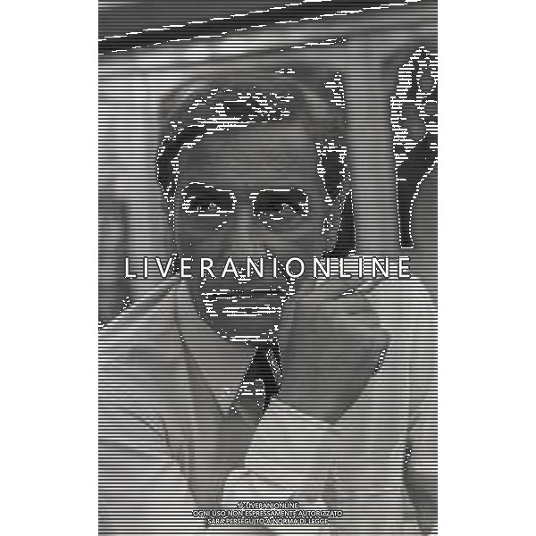 RETROSPETTIVA UBALDO LAY ATTORE NELLA FOTO UBALDO LAY A VARESE SUL SET DEL FILM“LA DONNA DI PICCHE“ NELL\'ANNO 1971 AG ALDO LIVERANI SAS 