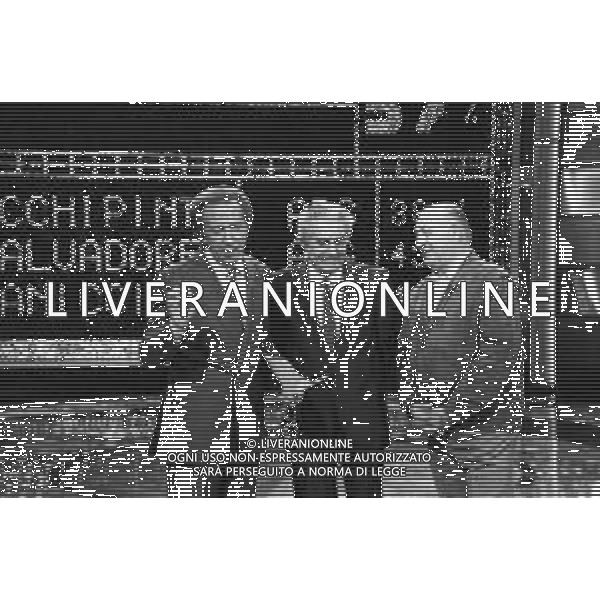 PENTATLON gioco televisivo a premi, trasmesso su Canale 5 nel 1987, condotto da Mike Bongiorno Nella foto con il ciclista gino bartali e vincenzo torriani ©Archivio Giovanni Liverani / AGENZIA ALDO LIVERANI SAS