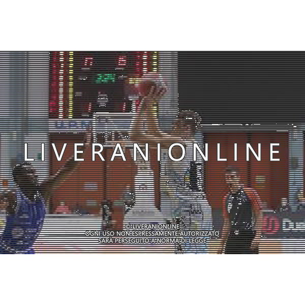 CasoniM/LMedia - Vanoli Basket Cremona VS Banco di Sardegna Sassari - Basket Supercoppa Italiana 10 settembre 2021 - Pala Radi, Cremona, Italia Nella foto: GALLO Filippo (Vanoli Cremona) al tiro @CasoniM/LMedia/ AGENZIA ALDO LIVERANI SAS
