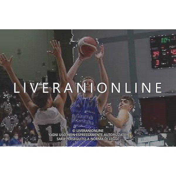CasoniM/LMedia - Vanoli Basket Cremona VS Banco di Sardegna Sassari - Basket Supercoppa Italiana 10 settembre 2021 - Pala Radi, Cremona, Italia Nella foto: BENDZIUS Eimantas (Banco di Sardegna Sassari) al tiro @CasoniM/LMedia/ AGENZIA ALDO LIVERANI SAS
