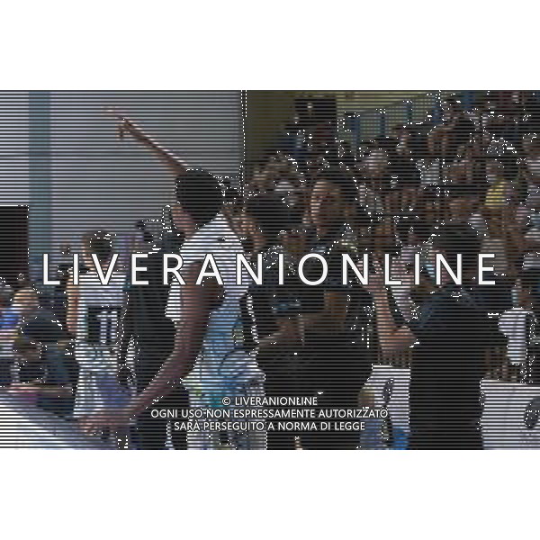 CasoniM/LMedia - Vanoli Basket Cremona VS Banco di Sardegna Sassari - Basket Supercoppa Italiana 10 settembre 2021 - Pala Radi, Cremona, Italia Nella foto: la panchina Vanoli Cremona esulta dopo un canestro @CasoniM/LMedia/ AGENZIA ALDO LIVERANI SAS
