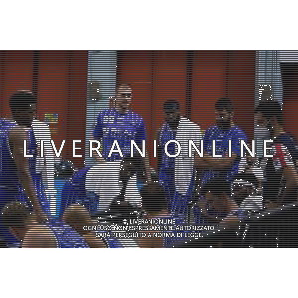 CasoniM/LMedia - Vanoli Basket Cremona VS Banco di Sardegna Sassari - Basket Supercoppa Italiana 10 settembre 2021 - Pala Radi, Cremona, Italia Nella foto: La panchina del Banco di Sardegna Sassari @CasoniM/LMedia/ AGENZIA ALDO LIVERANI SAS