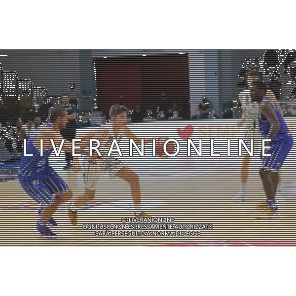 CasoniM/LMedia - Vanoli Basket Cremona VS Banco di Sardegna Sassari - Basket Supercoppa Italiana 10 settembre 2021 - Pala Radi, Cremona, Italia Nella foto: ERRICA Nicholas (Vanoli Cremona) in palleggio @CasoniM/LMedia/ AGENZIA ALDO LIVERANI SAS