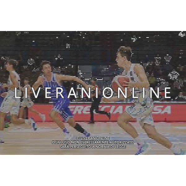 CasoniM/LMedia - Vanoli Basket Cremona VS Banco di Sardegna Sassari - Basket Supercoppa Italiana 10 settembre 2021 - Pala Radi, Cremona, Italia Nella foto: VECCHIOLA Tommaso (Vanoli Cremona) in palleggio @CasoniM/LMedia/ AGENZIA ALDO LIVERANI SAS