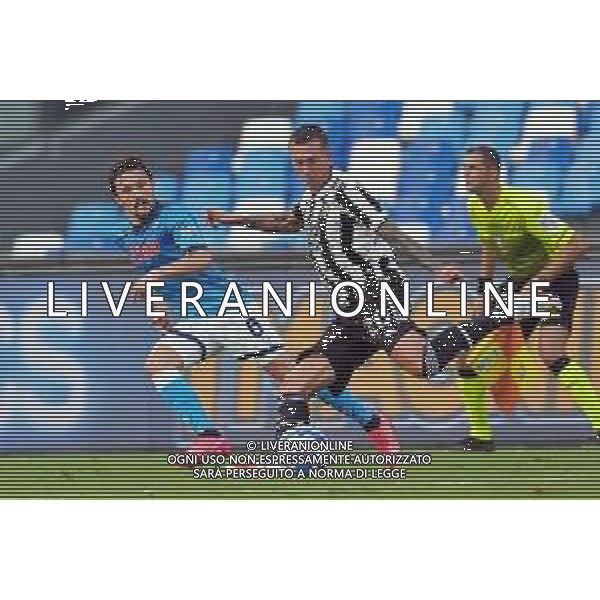 11-09-2021 NAPOLI CAMPIONATO DI CALCIO SERIE A NAPOLI-JUVENTUS Nella foto: Federico Bernardeschi, Mario Rui Foto Mosca, Ag.Liverani