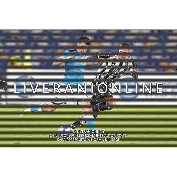 NAPOLI - JUVENTUS CAMPIONATO CALCIO SERIE A TIM 11.09.2021 NELLA FOTO Federico bernardeschi e Hirving Lozano ©MOSCA/ AGENZIA ALDO LIVERANI SAS