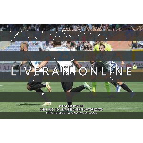 Genova 12.09.2021 Stadio Luigi Ferraris Sampdoria vs Inter Campionato Serie A 2021/2022 ©Manuela Viganti/Agenzia Aldo Liverani Nella foto: esultanza inter dopo il gol di federico di marco ©VIGANTI/ AGENZIA ALDO LIVERANI SAS