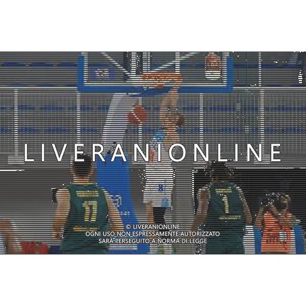 TommasiniR/LMedia - Germani Brescia VS GeVi Napoli - Basket Supercoppa Italiana 11 settembre 2021 - Pala Leonessa, Brescia, Italia Nella foto: Dunk of Arnas Velicka - GeVi Napoli Basket @TommasiniR/LMedia AG ALDO LIVERANI SAS