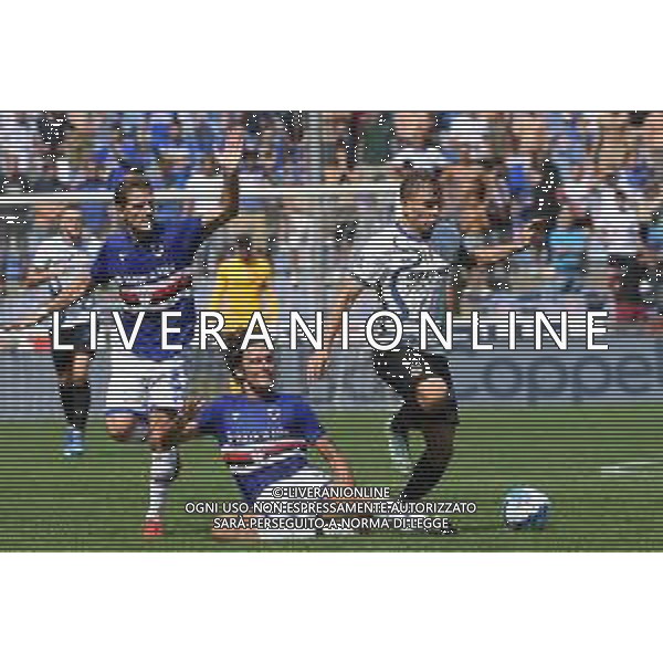 Genova 12.09.2021 Stadio Luigi Ferraris Sampdoria vs Inter Campionato Serie A 2021/2022 ©Manuela Viganti/Agenzia Aldo Liverani Nella foto: nicolo\' barella e tommaso augello ©VIGANTI/ AGENZIA ALDO LIVERANI SAS