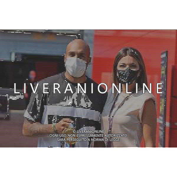 Lamont Marcell Jacobs (ITA) 2020 Olympic 100m Champion (Left). 12.09.2021. Formula 1 World Championship, Rd 14, Italian Grand Prix, Monza, Italy, Race Day. - www.xpbimages.com, EMail: requests@xpbimages.com © Copyright: Moy / XPB Images/ AGENZIA ALDO LIVERANI SAS - ITALY ONLY EDITORIAL USE ONLY