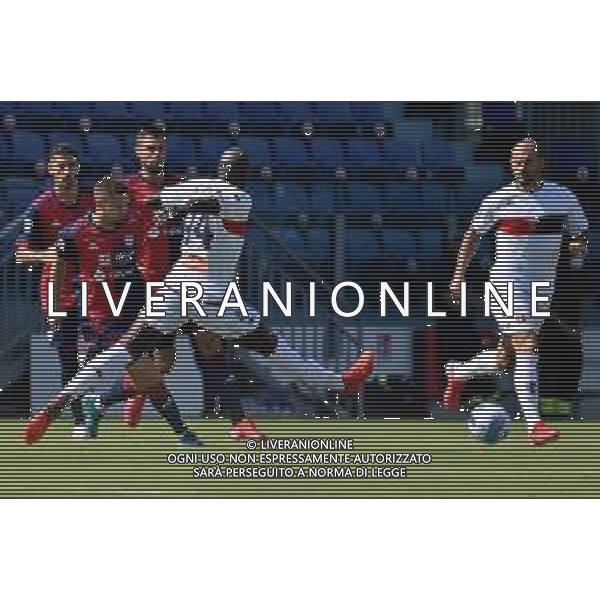 12-9-2021. Cagliari Calcio - Genoa Cricket and Football Club. 3° giornata Serie A calcio 2021-2022. Italia, Sardegna, Cagliari, Stadio Unipol Domus. Salvatore Moi/Aldo Liverani s.a.s. Nella foto: Razvan Marin, Abdoulaye Touré Genoa. / AGENZIA ALDO LIVERANI SAS