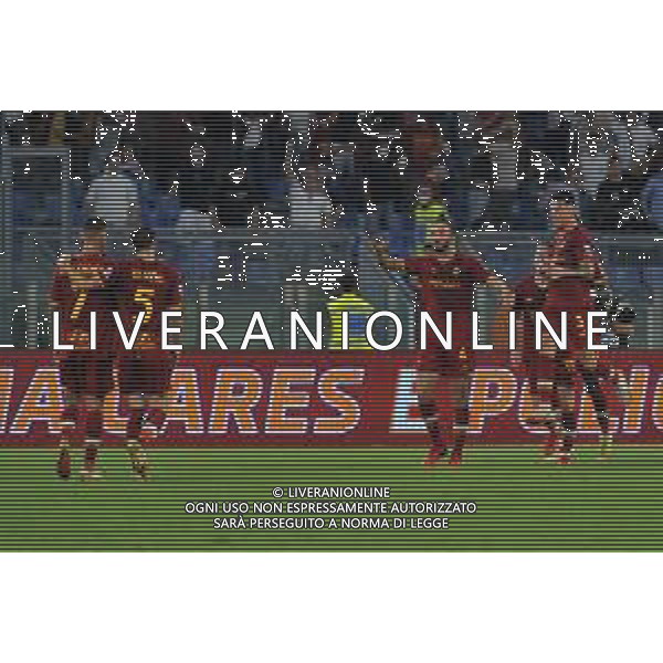 Roma vs Sassuolo Campionato Serie A TIM - 3 giornata Stadio Olimpico - Roma 12-09-2021 nella foto Esultanza Roma ©Federico Gaetano/ AGENZIA ALDO LIVERANI SAS
