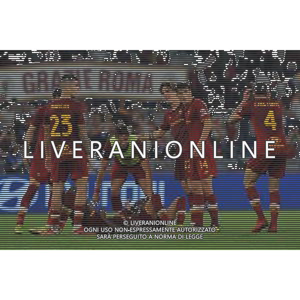 Roma vs Sassuolo Campionato Serie A TIM - 3 giornata Stadio Olimpico - Roma 12-09-2021 nella foto Esultanza finale Roma ©Federico Gaetano/ AGENZIA ALDO LIVERANI SAS