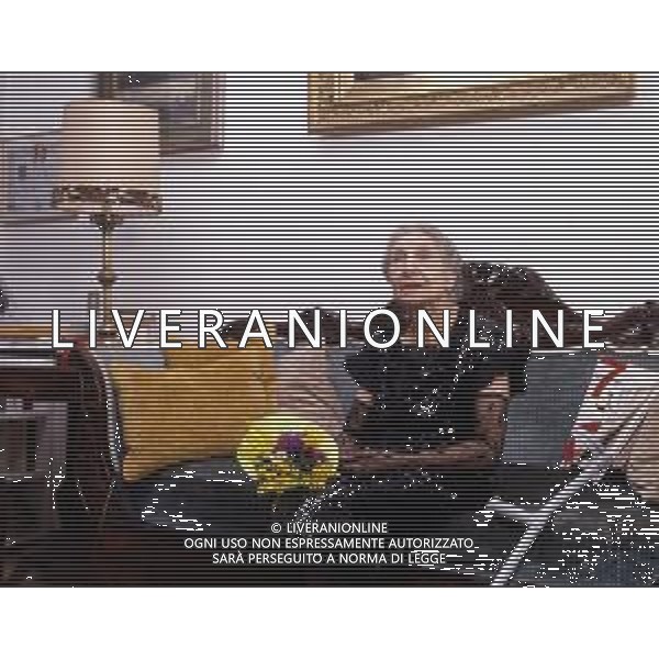 RETROSPETTIVA PAOLA BORBONI ATTRICE NELLA FOTO PAOLA BORBONI NELLA SUA ABITAZIONE NELL\'ANNO 1989 AG ALDO LIVERANI SAS