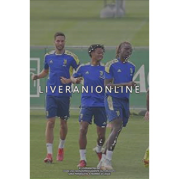 Torino 13.09.2021 JTC Continassa ©Alessandro Falzone/Agenzia Aldo Liverani Allenamento Juventus Prepartita Champions League 2021/2022 Nella foto : Rodrigo Bentancur-Juan Cuadrado-Moise Kean ©Falzone/AGENZIA ALDO LIVERANI SAS
