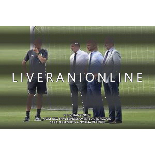 Torino 13.09.2021 JTC Continassa ©Alessandro Falzone/Agenzia Aldo Liverani Allenamento Juventus Prepartita Champions League 2021/2022 Nella foto : Massimiliano Allegri-Federico Cherubini-Pavel Nedved-Maurizio Arrivabene ©Falzone/AGENZIA ALDO LIVERANI SAS