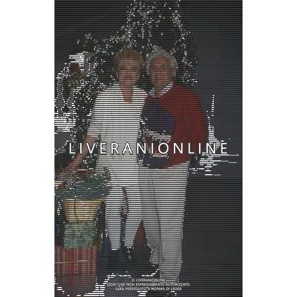 RETROSPETTIVA WANNA MARCHI PRESENTATRICE TELEVISIVA NELLA FOTO WANNA MARCHI CON IL COMPAGNO FRANCESCO CAMPANA IL GIORNO 17-12-1990 AG ALDO LIVERANI SAS