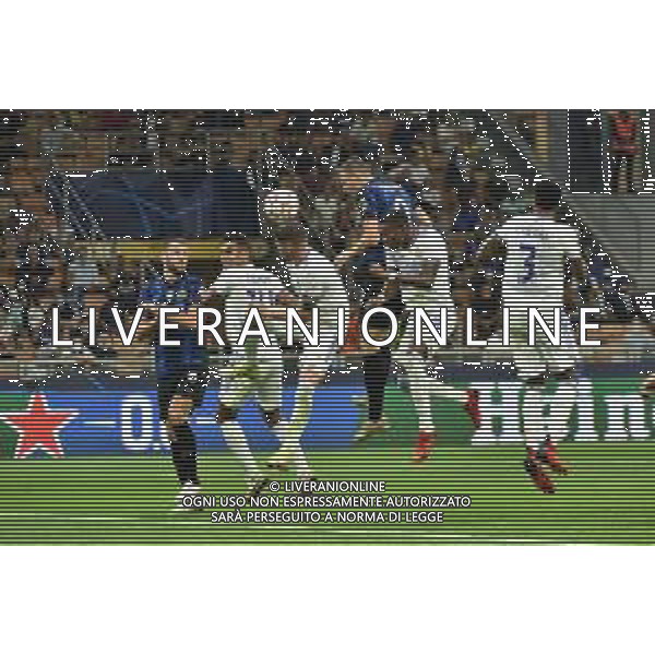 occasione Edin Dzeko (Inter) Inter vs Real Madrid UEFA Champions League fase a gironi 1a giornata - gruppo D Milano 15-09-2021 Stadio Giuseppe Meazza - San Siro foto Roberto Garavaglia/ag. Aldo Liverani sas / AGENZIA ALDO LIVERANI SAS