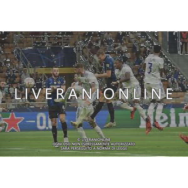 occasione Edin Dzeko (Inter) Inter vs Real Madrid UEFA Champions League fase a gironi 1a giornata - gruppo D Milano 15-09-2021 Stadio Giuseppe Meazza - San Siro foto Roberto Garavaglia/ag. Aldo Liverani sas / AGENZIA ALDO LIVERANI SAS