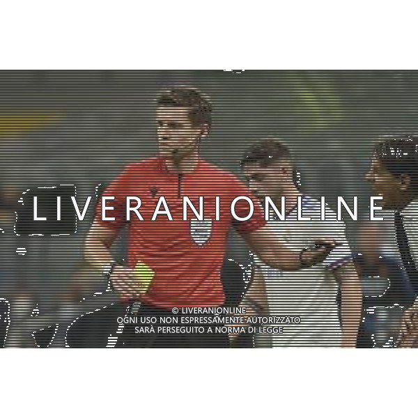 l\'arbitro Daniel Siebert (GER) e simone inzaghi allenatore inter Inter vs Real Madrid UEFA Champions League fase a gironi 1a giornata - gruppo D Milano 15-09-2021 Stadio Giuseppe Meazza - San Siro foto Roberto Garavaglia/ag. Aldo Liverani sas / AGENZIA ALDO LIVERANI SAS