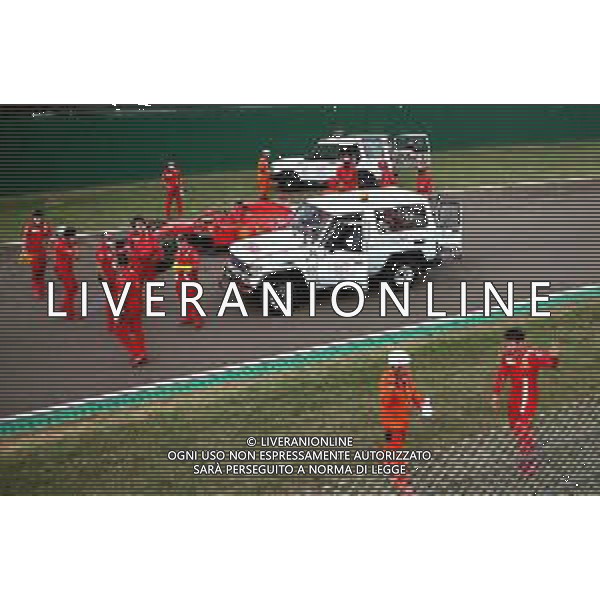IMOLA 16 09 2021 AUTODROMO ENZO E DINO FERRARI PROVE LIBERE DELLA FERRARI DI CHARLES LECLERC NELLA FOTO CHARLES LECLERC E LA FORMULA DI CHARLES LECLERC SI FERMA ALLA VARIANTE ALTA (CURVA GRESINI) ©SANNA / AGENZIA ALDO LIVERANI SAS