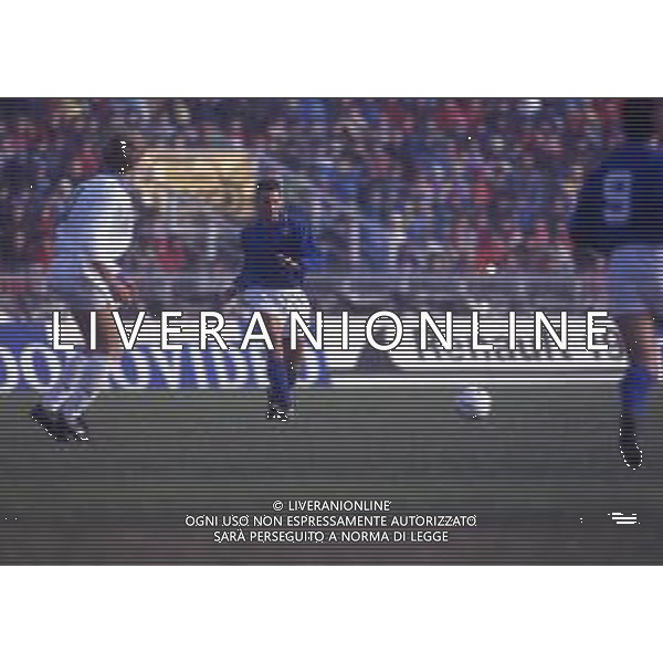RETROSPETTIVA STEFANO SALVATORI CALCIATORE NELLA FOTO STEFANO SALVATORI CON LA MAGLIA DELLA NAZIONALE ITALIANA AG ALDO LIVERANI SAS 