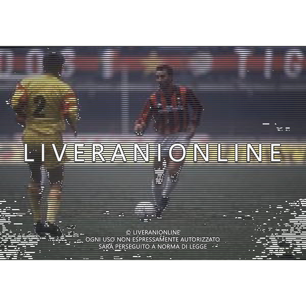 RETROSPETTIVA STEFANO SALVATORI CALCIATORE NELLA FOTO STEFANO SALVATORI CON LA MAGLIA DEL MILAN CALCIO AG ALDO LIVERANI SAS