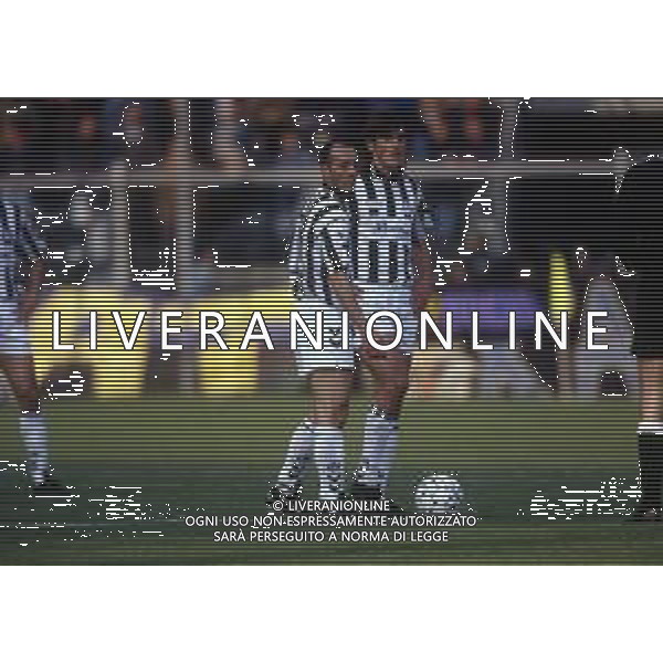RETROSPETTIVA FAUSTO PIZZI CALCIATORE NELLA FOTO FAUSTO PIZZI CON LA MAGLIA DELL\'UDINESE CALCIO AG ALDO LIVERANI SAS
