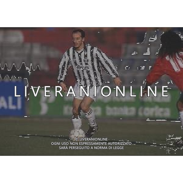 RETROSPETTIVA FAUSTO PIZZI CALCIATORE NELLA FOTO FAUSTO PIZZI CON LA MAGLIA DELL\'UDINESE CALCIO AG ALDO LIVERANI SAS