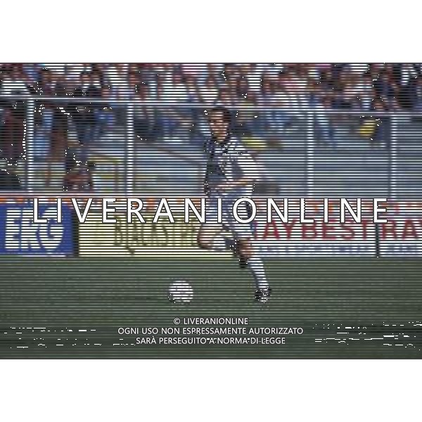 RETROSPETTIVA FAUSTO PIZZI CALCIATORE NELLA FOTO FAUSTO PIZZI CON LA MAGLIA DELL\'INTER AG ALDO LIVERANI SAS